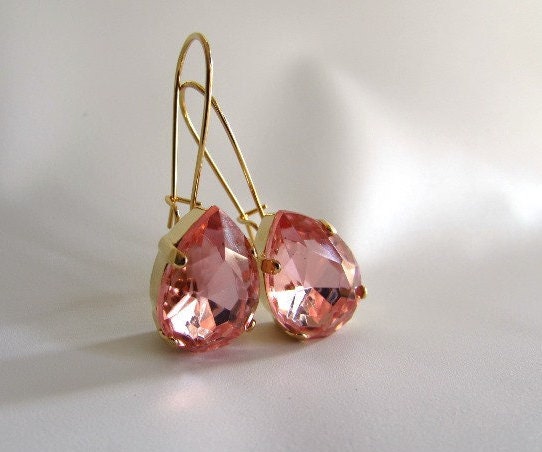 Blush Pink Earrings Soft Pink Crystal Earring by damesalamode