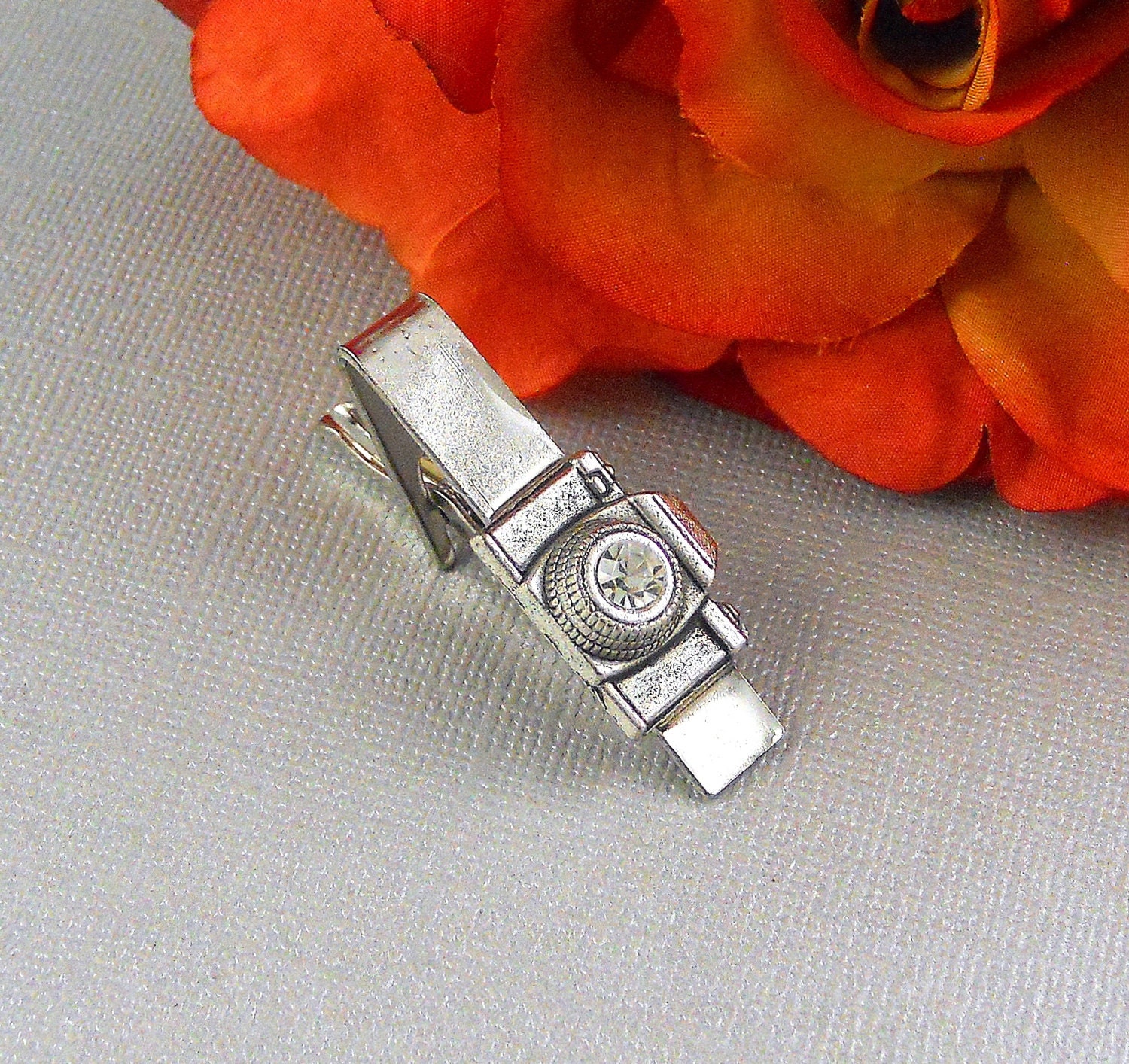 Men's Tie Clip Camera Tie Clip Vintage Inspired by Maniadesign