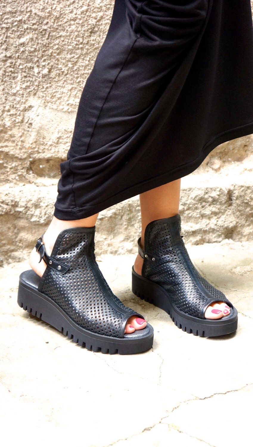 NEW Collection SS Black Genuine Leather Low Wedges Summer