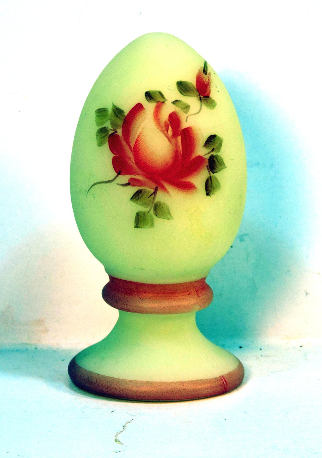 Fenton Glass Egg Artist Signed Vintage Collectible