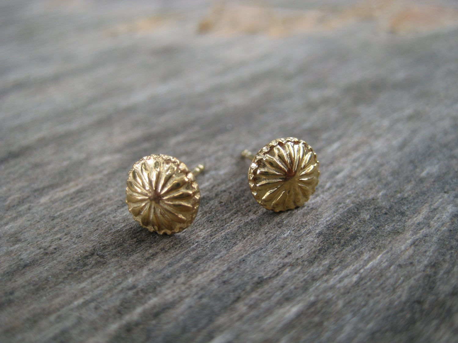 14k Gold Plated Daisy Stud Earrings. Hardware Gold Post