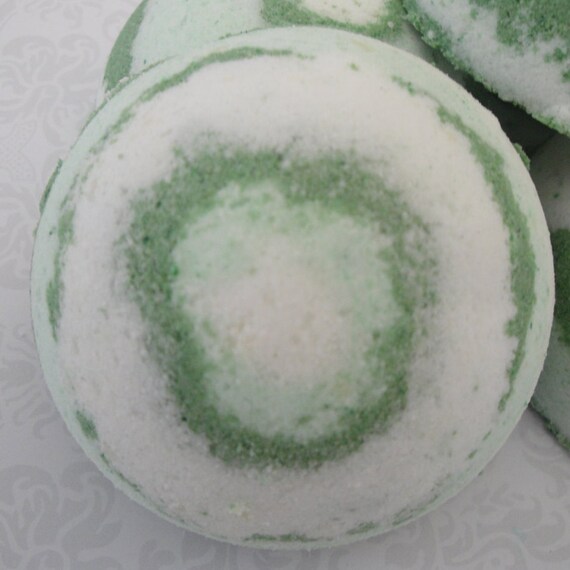 Aloe and Coconut Milk Bath Bomb by BareNakedBath on Etsy