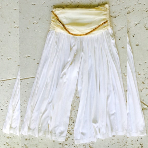 white gaucho pants