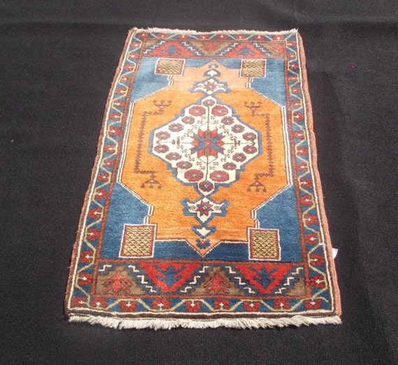 Items similar to 2x3 Yastic Wool Turkish Oriental Rug on Etsy