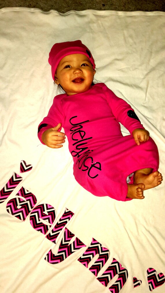 personalized gowns newborn