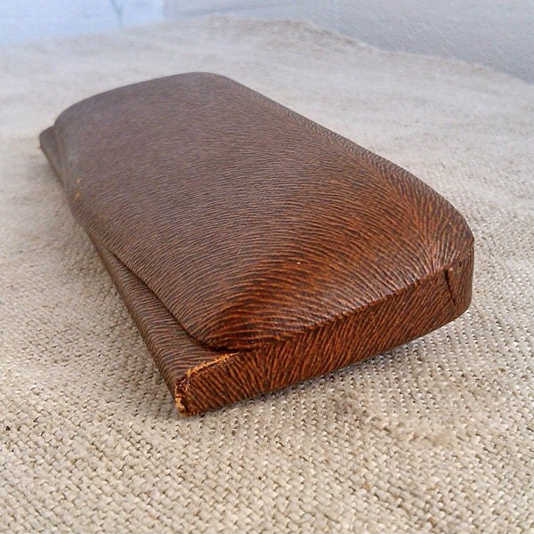 Vintage metal eyeglasses Case Retro eyewear cases by MyWealth