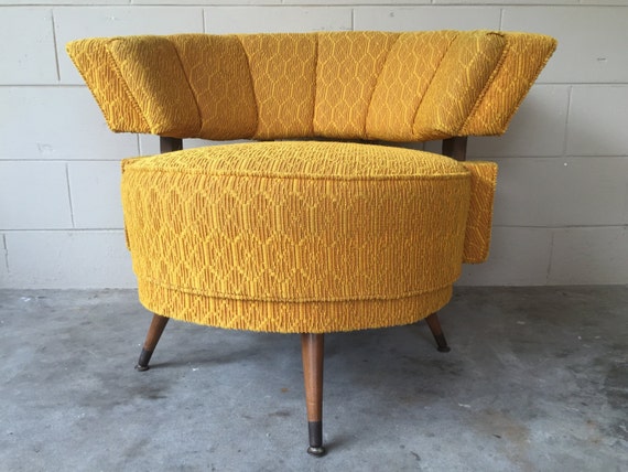Mid Century 1960's Kroehler vintage swivel retro chair