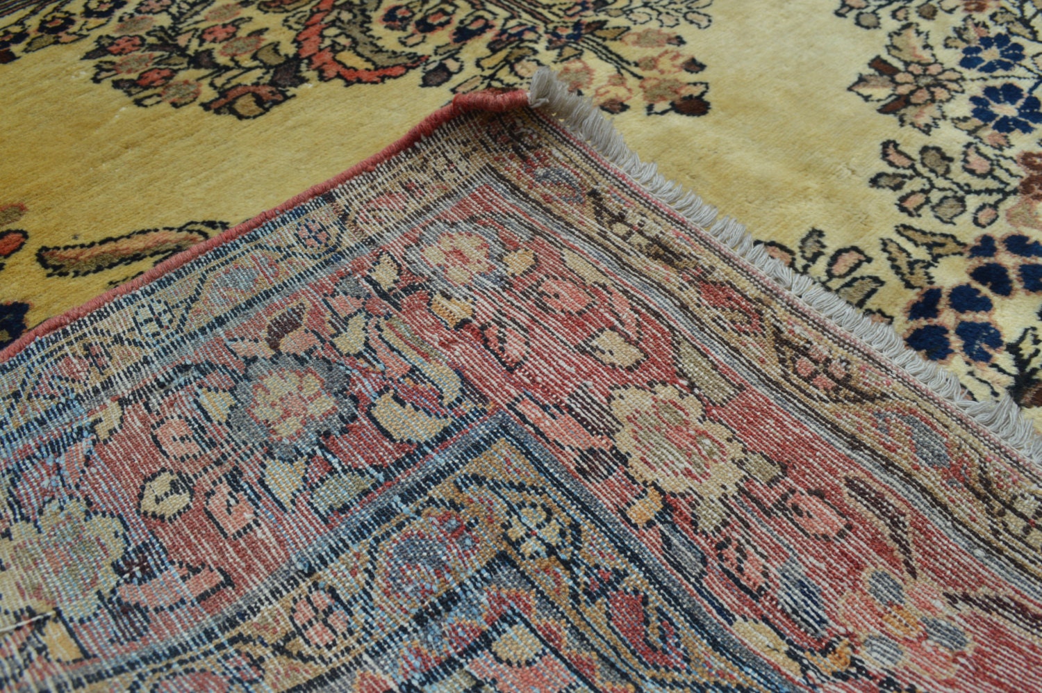 Dating persian rugs