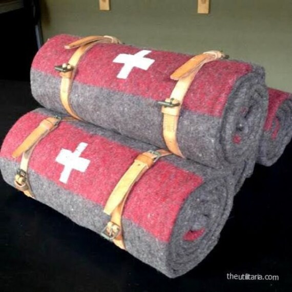 Swiss Army Blanket Bedroll With Leather Straps