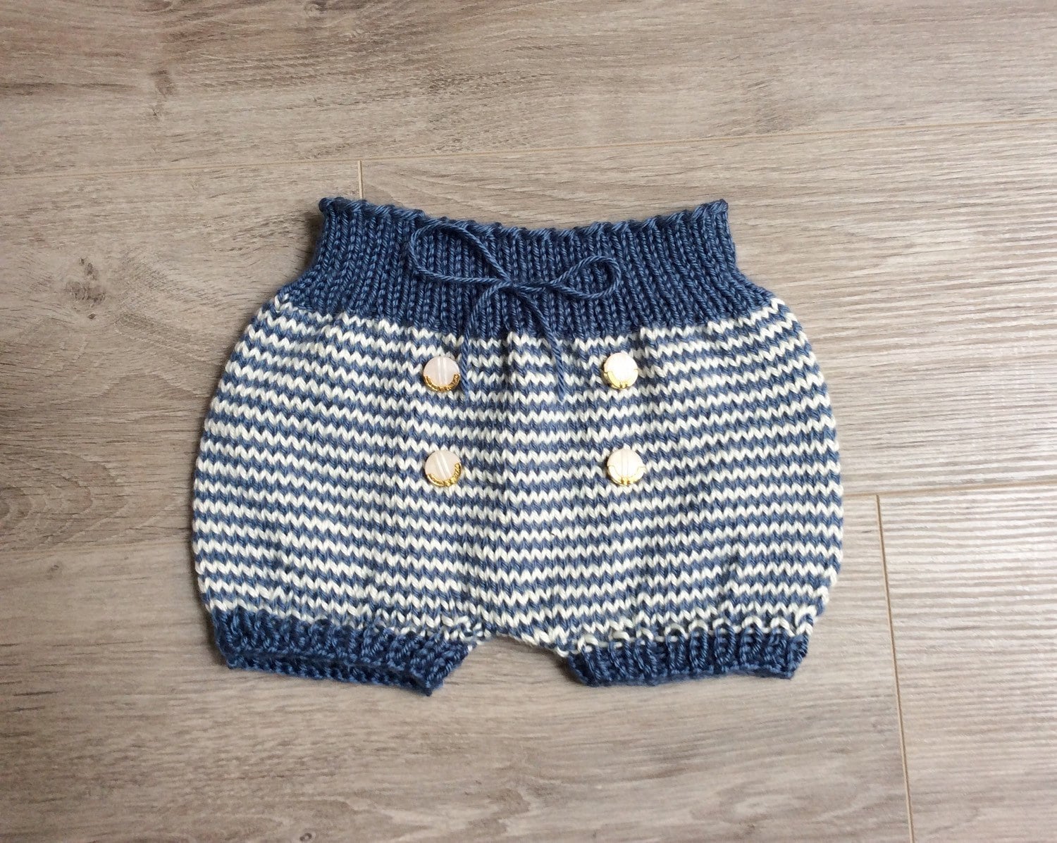 Pattern Baby Bloomers Knitting Pattern by CastonandChain on Etsy