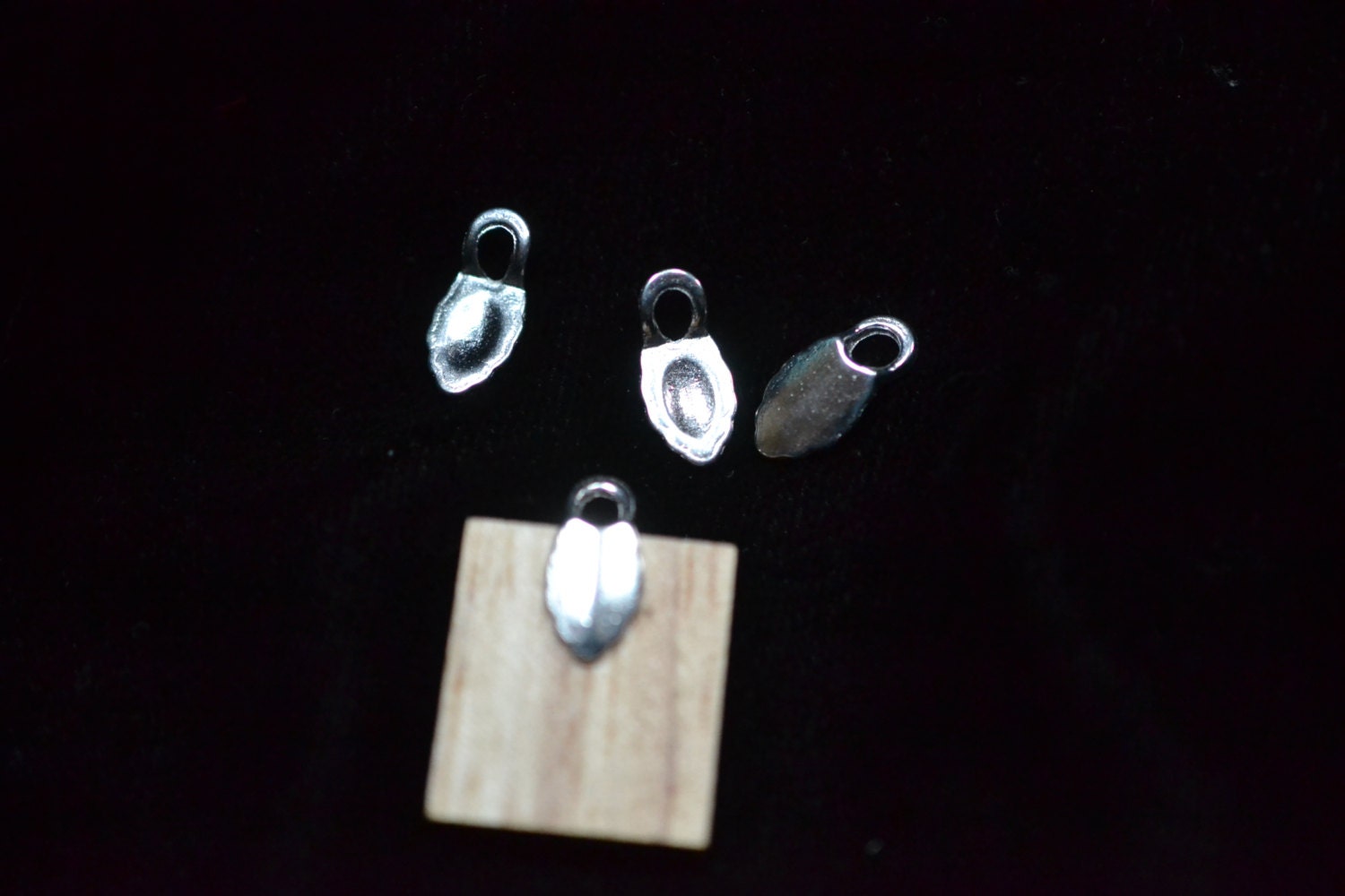 100 Aadraku Style GlueOn Earring Bails, Sterling Silver Plated, Leaf