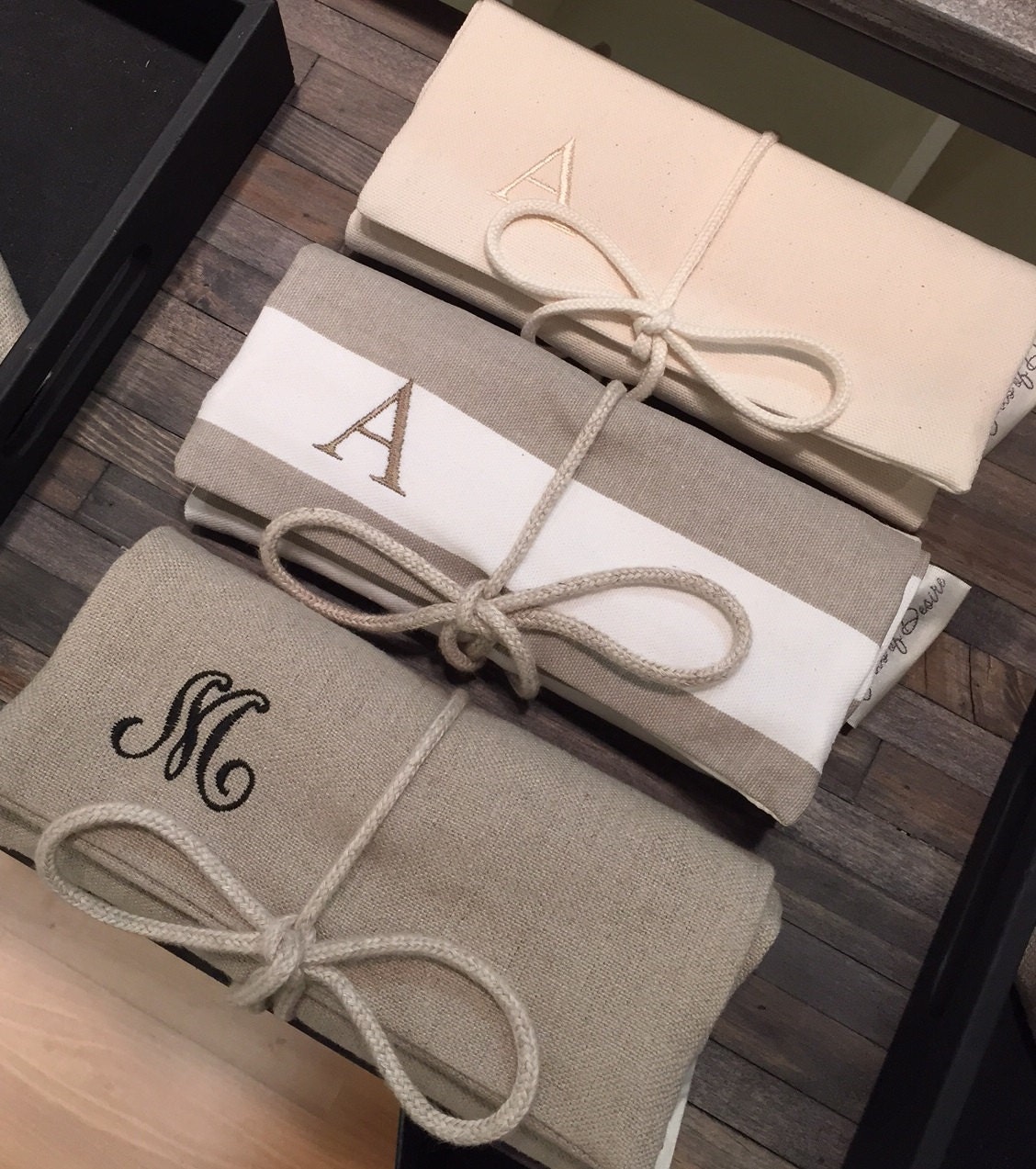 Travel Jewelry Roll // Linen Jewelry Roll // Personalized