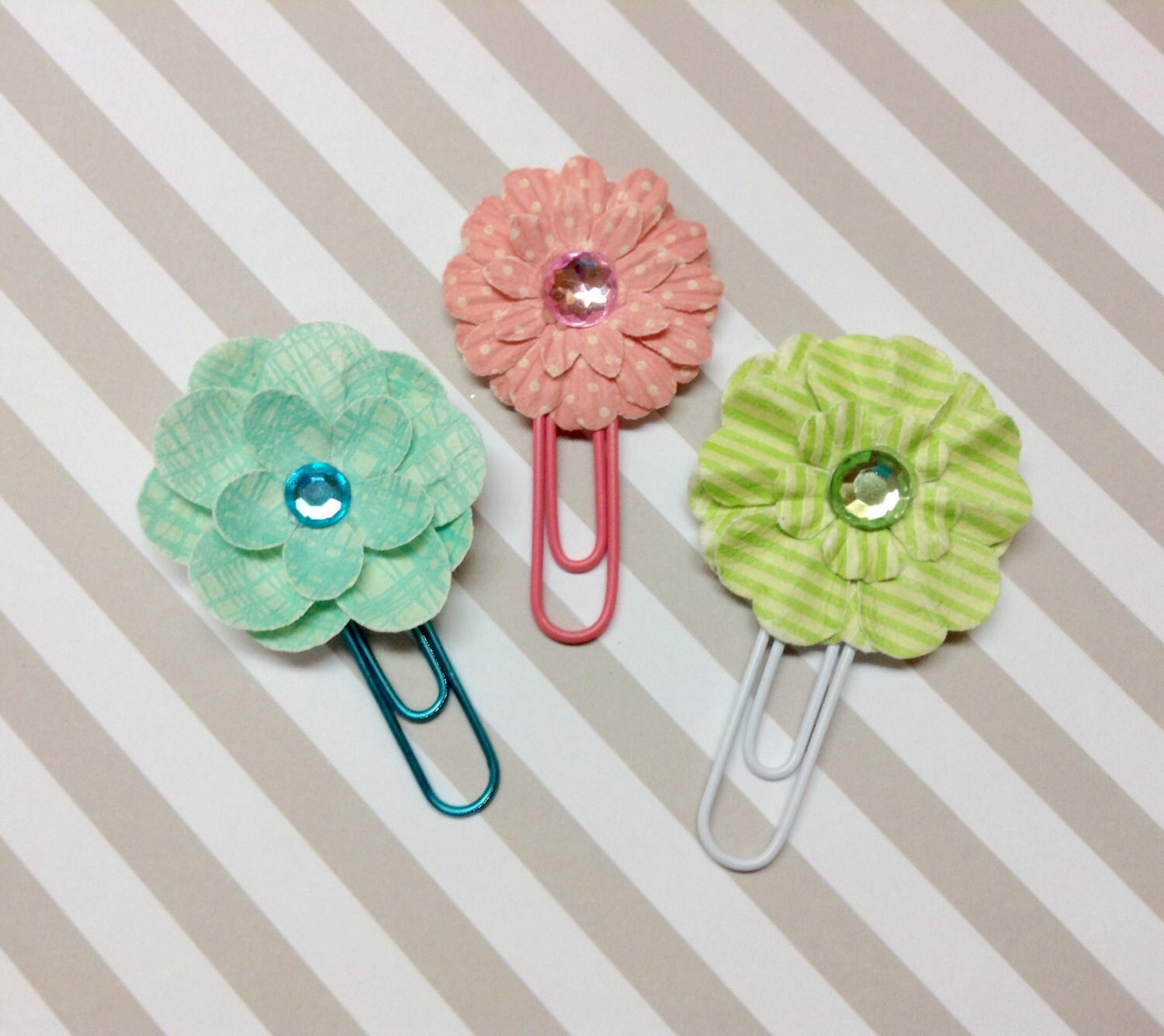 Set of 3 Pastel Flower Paper Clips with by CraftyGirlsX2 on Etsy
