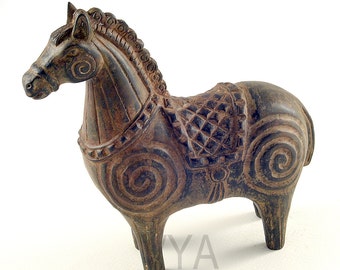 bronze horse sculpture Figurine pony bronze Small bronze sculpt Horse bronze Sculptured horse Equestrian bronze Pony sculpture