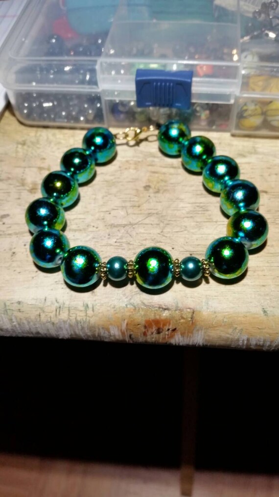 Aqua blue green bracelet by Cheyienne13 on Etsy