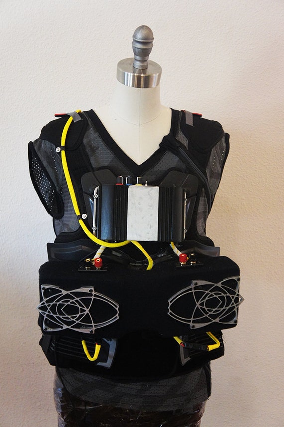 Items similar to Speaker vest v5 with six inch subwoofer on Etsy