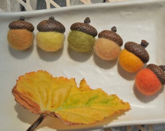 6 felted acorns /Autumn Colors / option to choose as an ornament