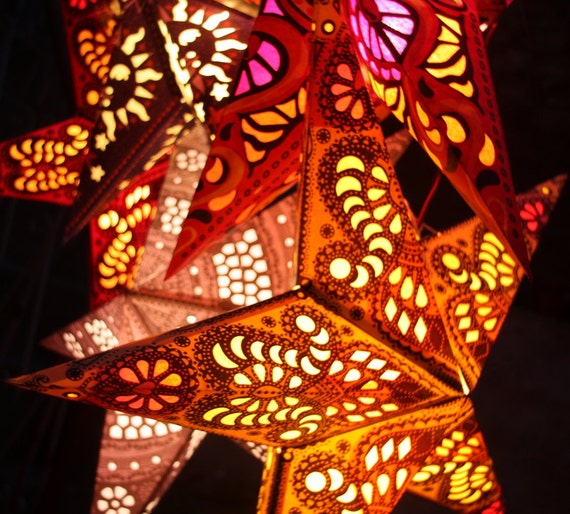 Paper Star Lanterns Pack Of Ten Light up your Wedding by catfluff