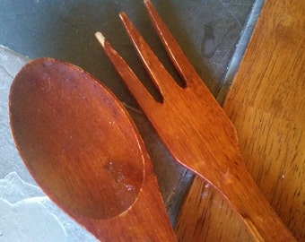 Vintage Servingware - Wooden Salad Spoon & Fork Set