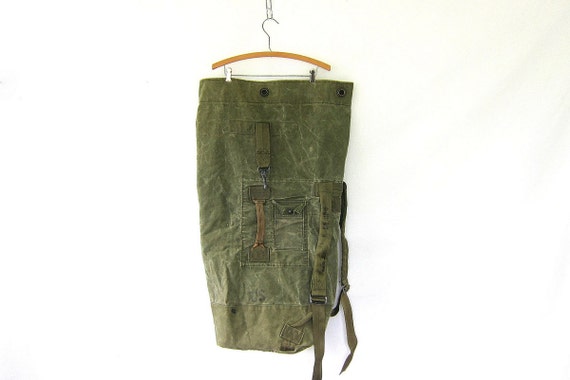 vintage army green rucksack. heavy duty canvas laundry bag.