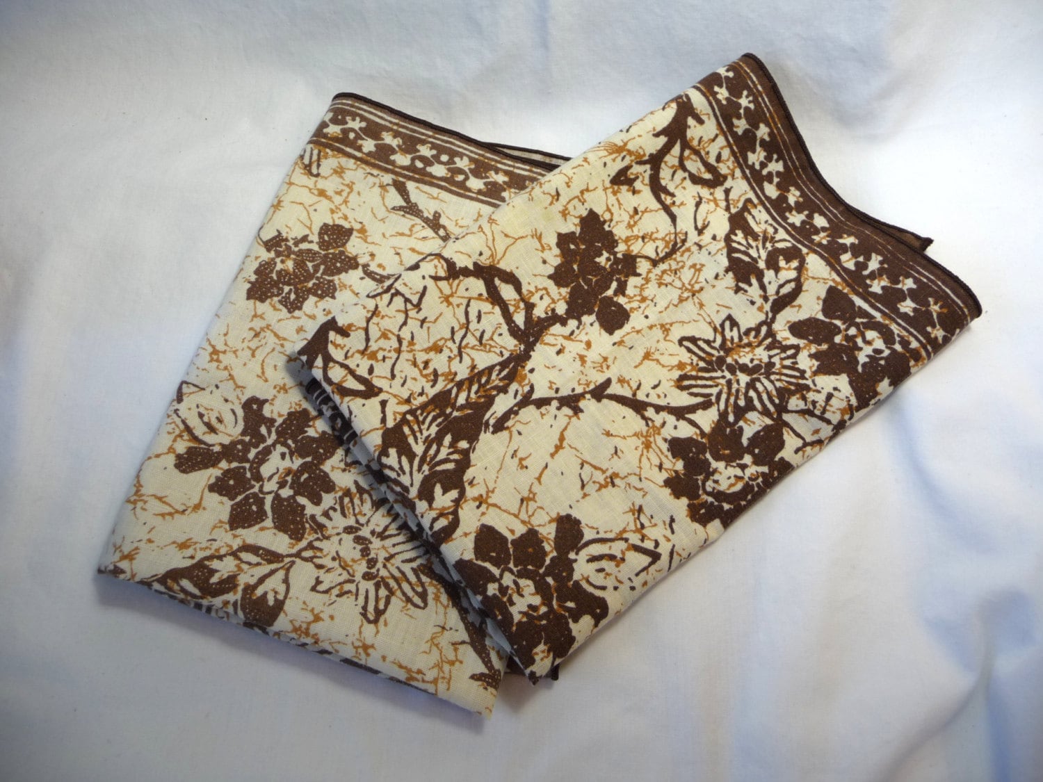 vintage Napkins brown napkins two cloth Napkins by myvintagedreams