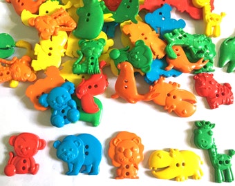 30 pcs Mix Animal buttons 2 hole Mix colors