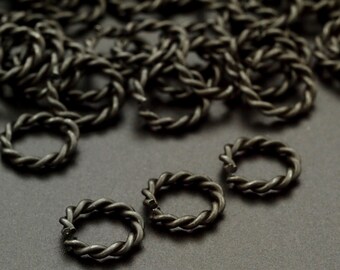 25 Twisted Round Black Iron Jump Rings - Oxidized and Oiled- You Pick Gauge and Diameter