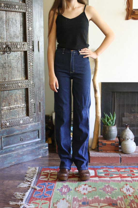 vintage high waisted straight leg jeans