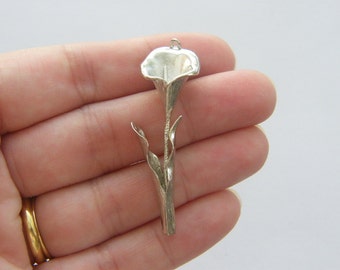 1 Calla lily pendant antique silver tone F120