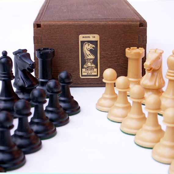 Vintage Chess Pieces Drueke Model 34