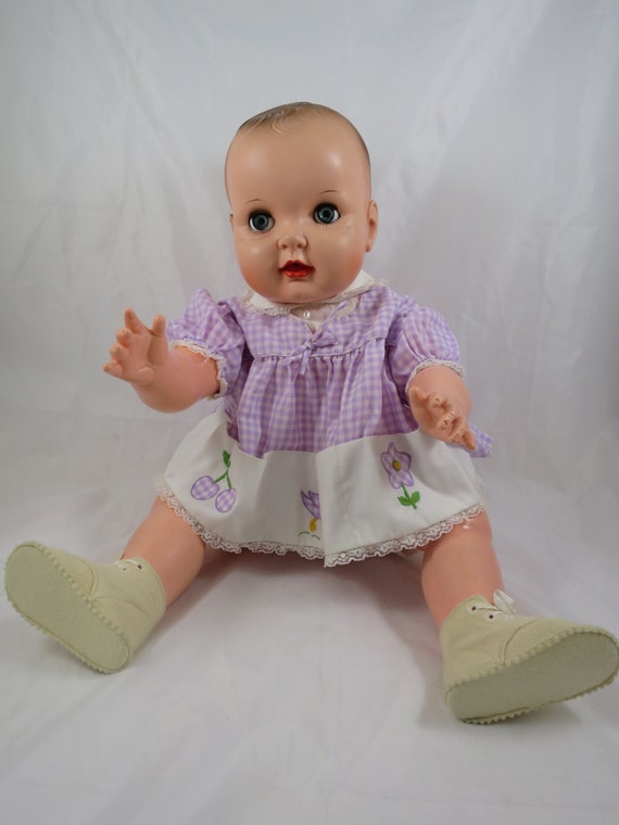 Collectable - collectable FirstLove/BabyLove doll with ...