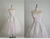 50's Prom Dress // Vintage 1950's Strapless Lace Tulle Tulle Prom Wedding Party Dress Gown XS