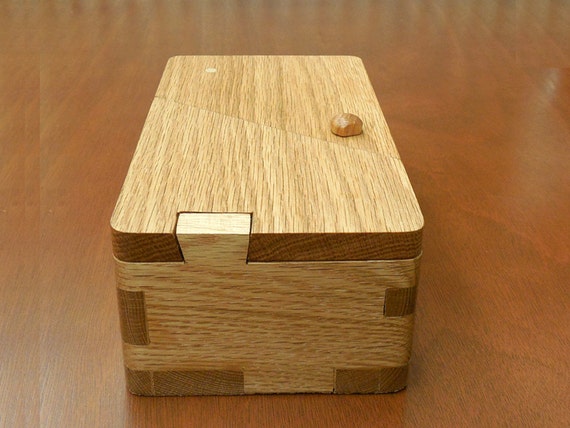 Locking Jewelry Trinket Stash Heirloom Puzzle Box Solid Oak Hand Cut 