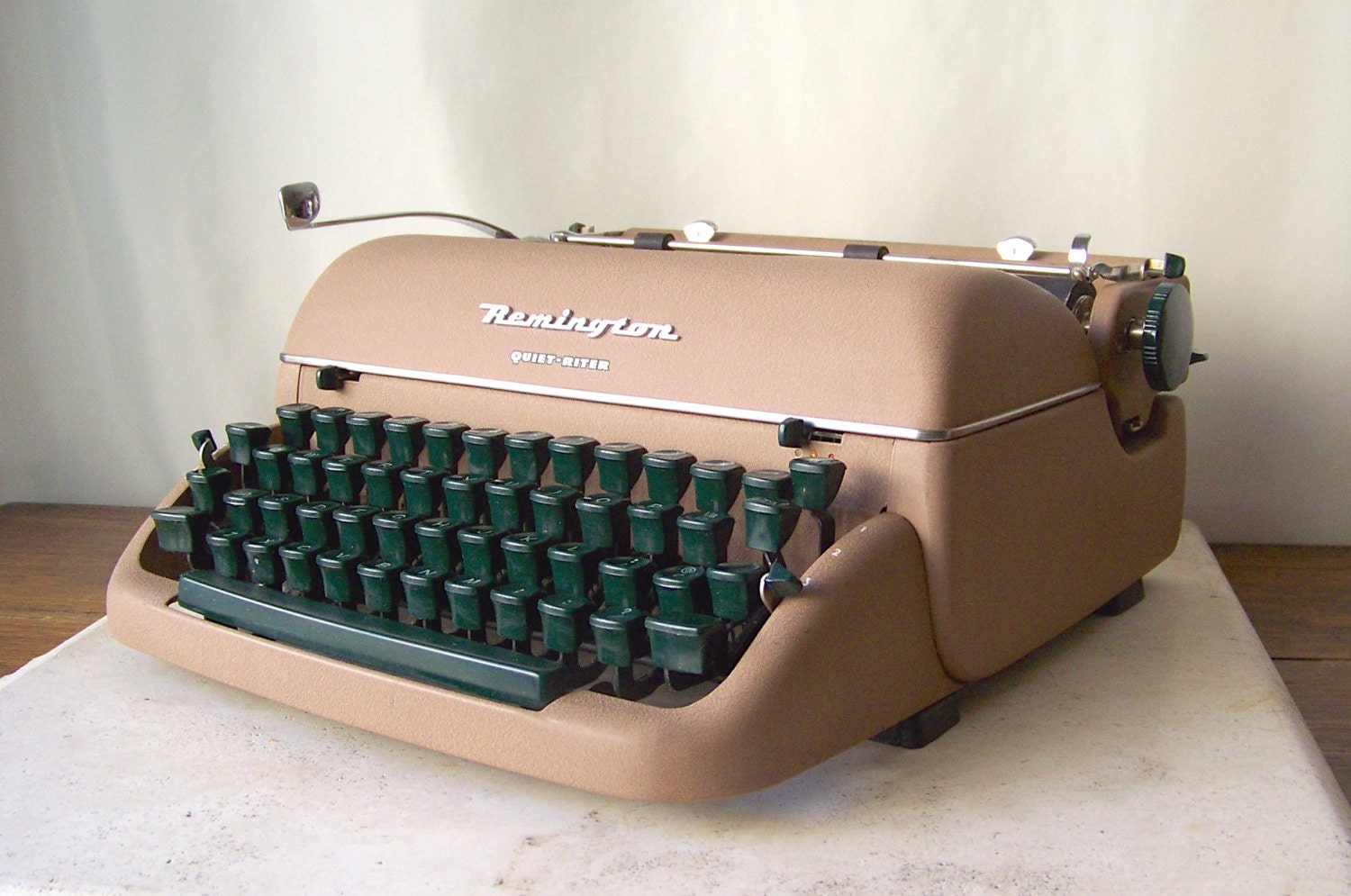 Vintage Manual Typewriter 1950s Remington Rand Quiet Riter