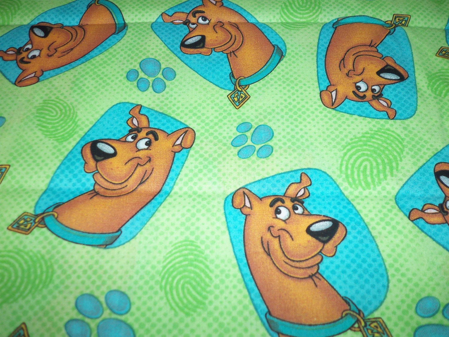 Scooby Doo Fabric Green Background By The Fat Quarter New BTFQ