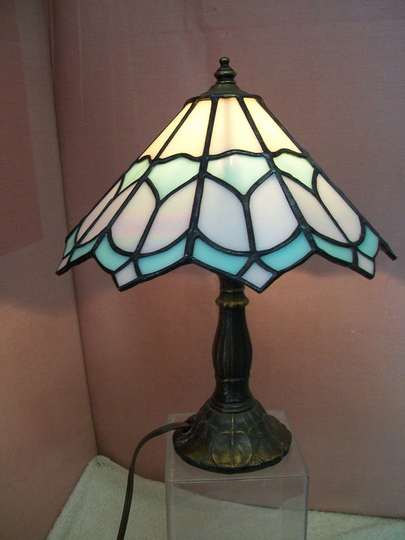 Tiffany Style Night Lamp by northwoodscabin on Etsy