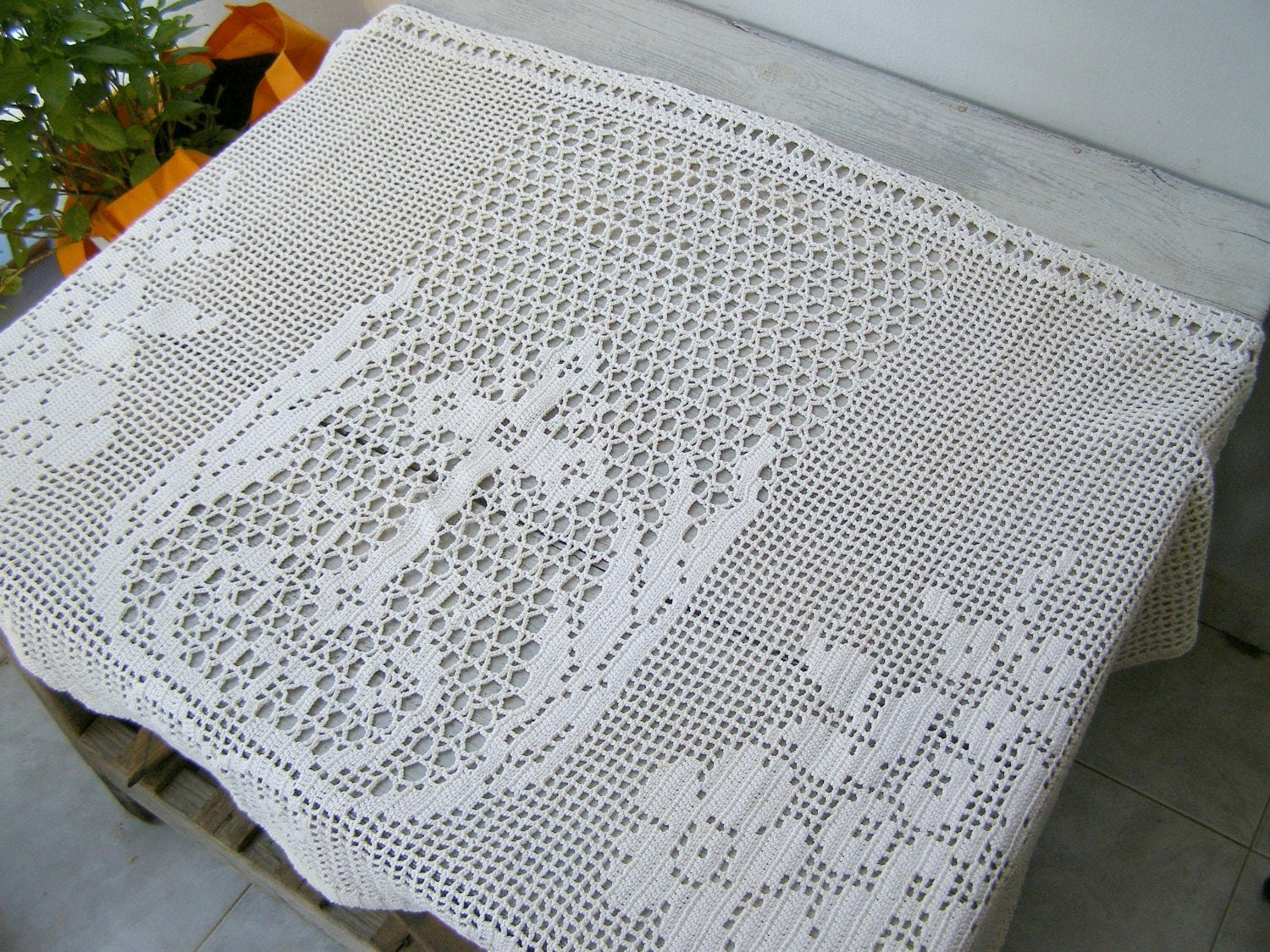 Crochet Valance Curtain Vintage French Cafe Kitchen by MeshuMaSH