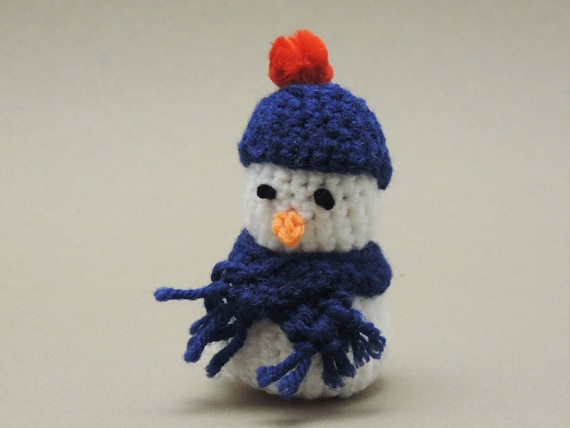 Items similar to Amigurumi Crochet Snowman on Etsy