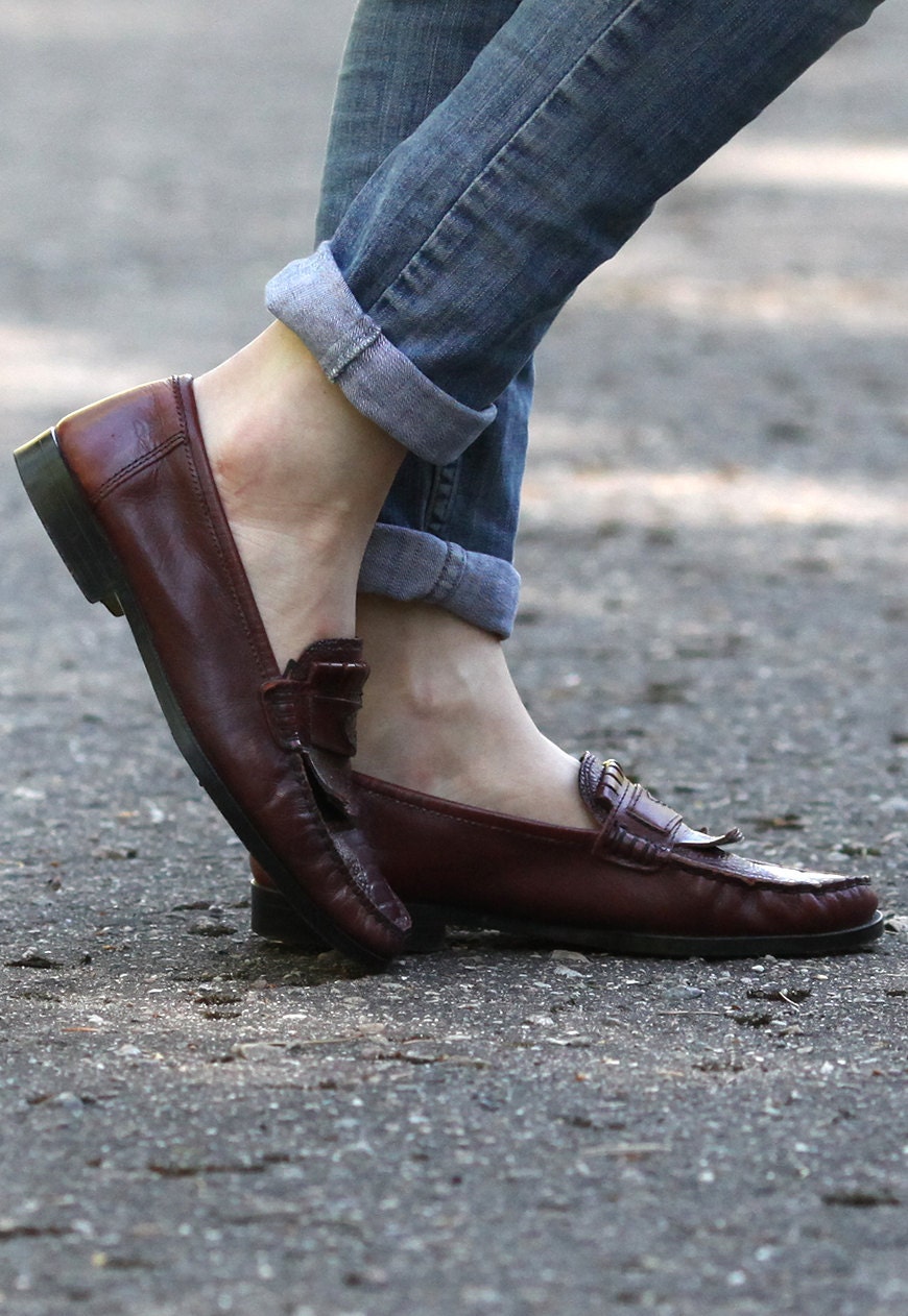 LEATHER LOAFERS Shoes 80s Women Slip On Burgundy Brown Fringe