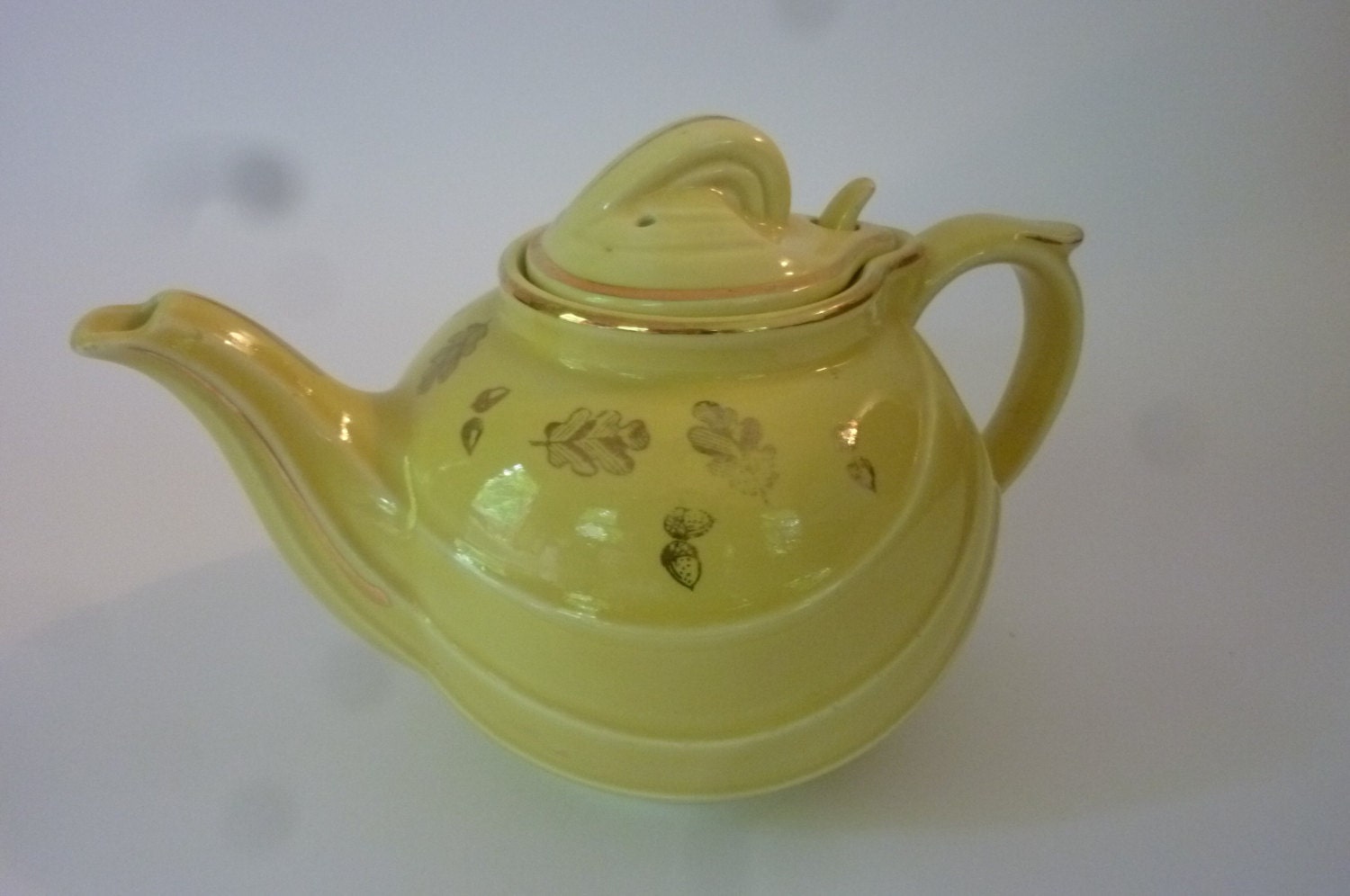 Vintage Teapot Hall China 6 Cup 50's Ceramic Teapot Yellow
