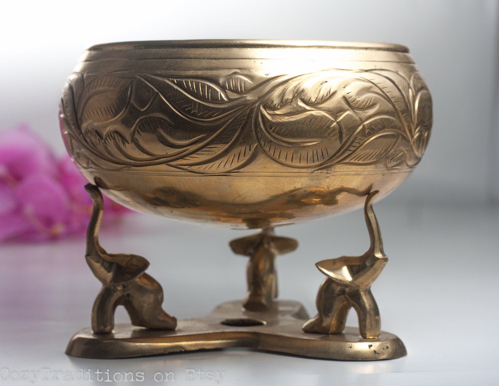 Elephants Brass Bowl on Stand Indian Golden Fruit Bowl