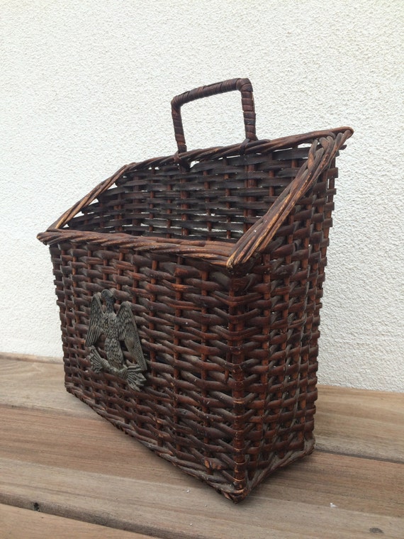 Vintage Mail Basket Eagle Emblem Americana Wicker Basket Flower Basket
