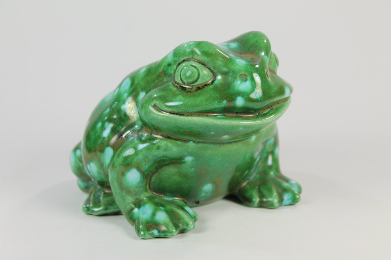 Ceramic TOAD Green Spotted Toad Garden Ornament Frog Decor