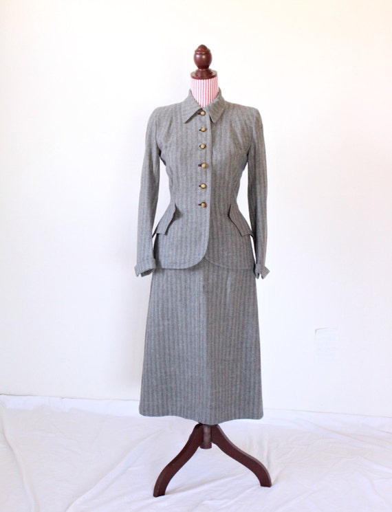 1940s women suits