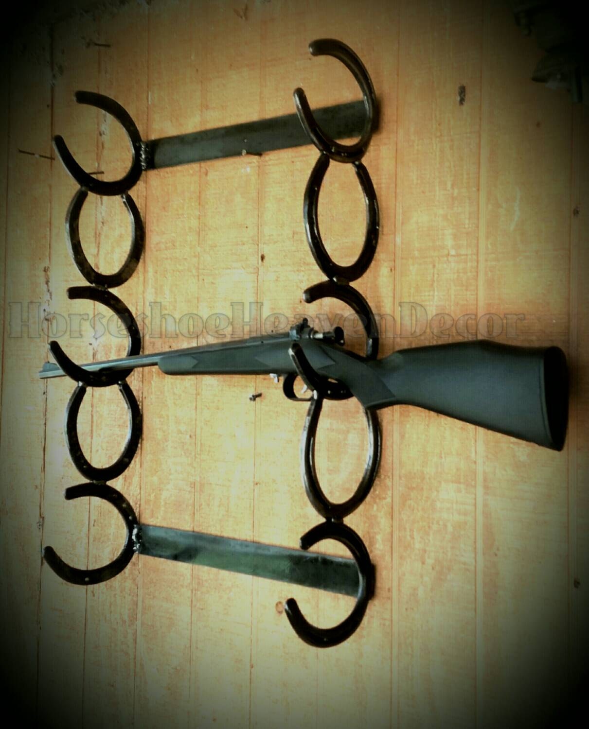Rustic horseshoe gun rack western 3 gun rack by KadysKustomKrafts