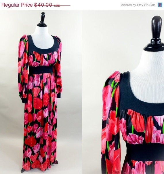CLEARANCE 50% OFF Briana dress // 70s red pink & by MemoryThought