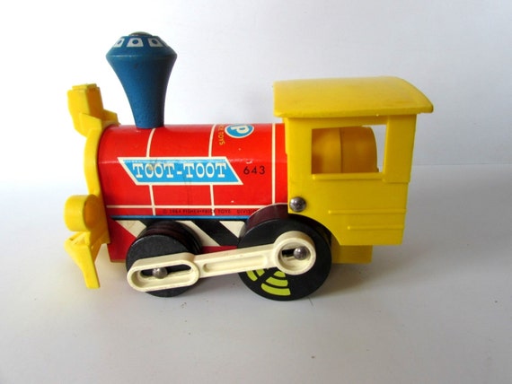 Vintage Fisher Price 'TOOT-TOOT' 643 Train.