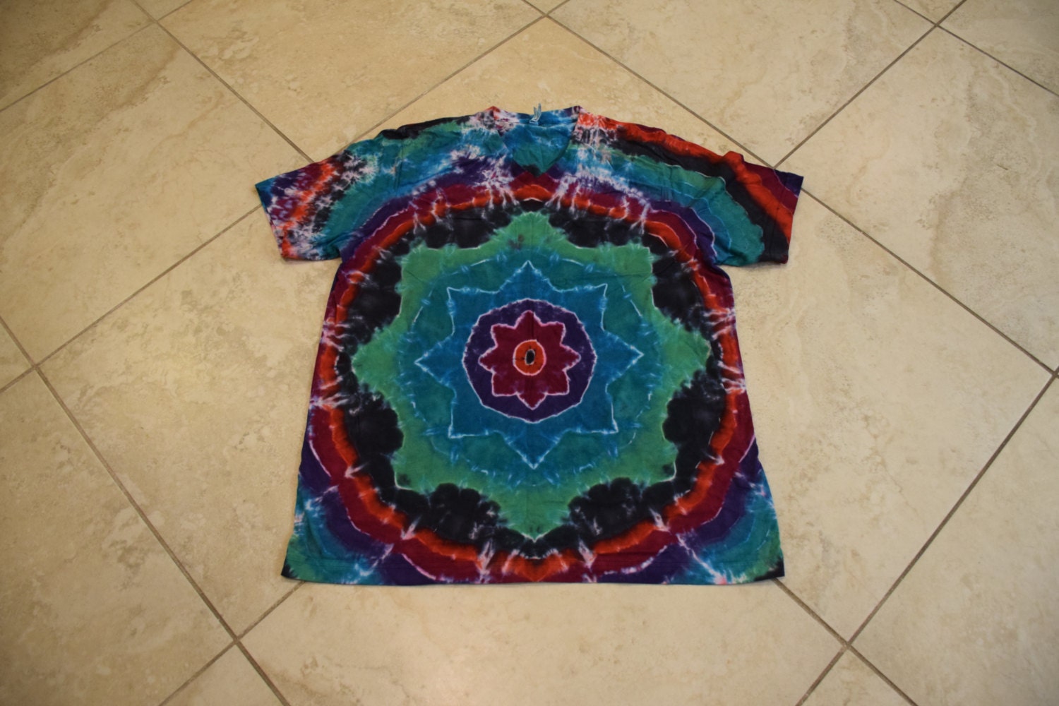 how to make a mandala tie dye shirt