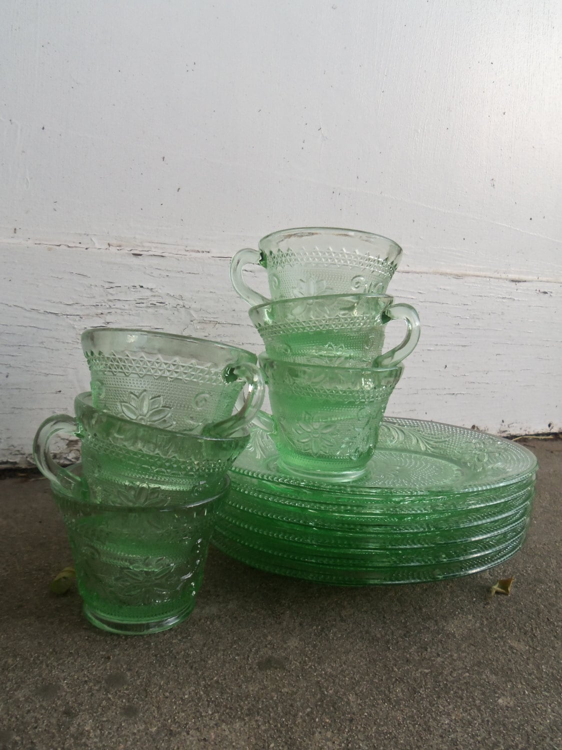 Vintage Indiana Glass Twelve Piece Snack Set- Chantilly Green – Haute Juice