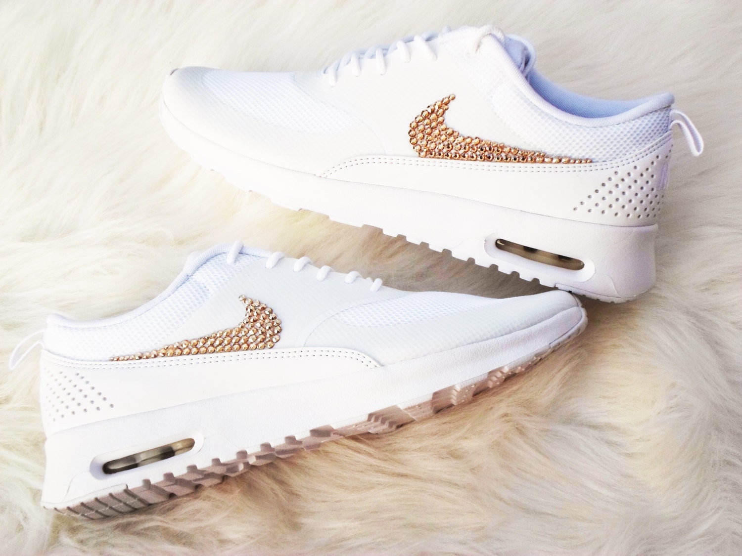 White And Rose Gold Sneakers / Nike Air Max 90 Rose Gold Sneakers Made